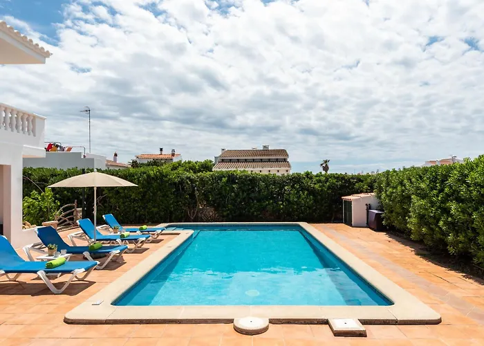 De Lujo Audaz Vila Cala Blanca (Menorca)